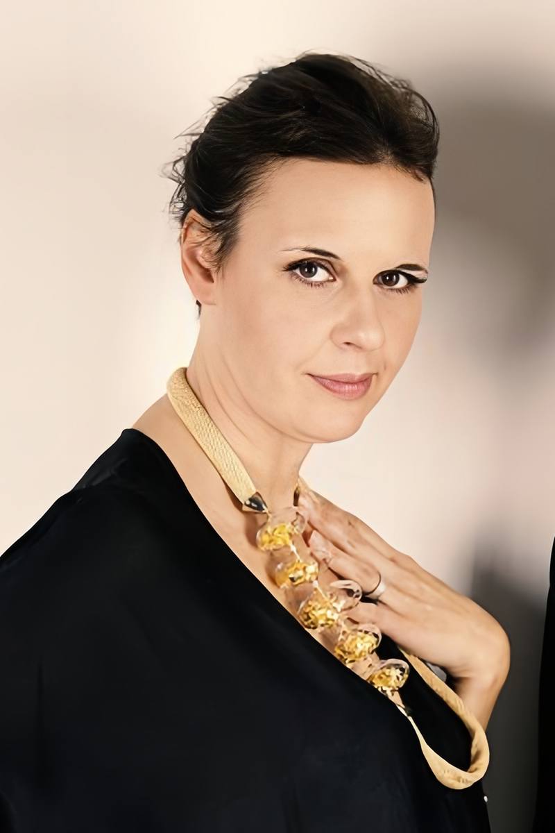 Manuela Zanvettori (Lumin Murano Grass Collection)